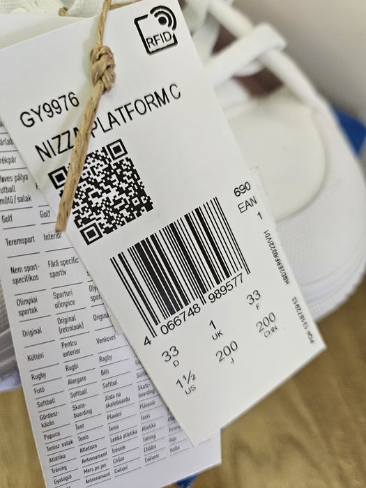 Нови детски маратонки Adidas  26,29,31,32,33