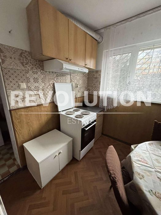 Дава се под наем Двустаен апартамент в Варна, Чайка - 65 кв.м за 359.04 € - Снимка #3