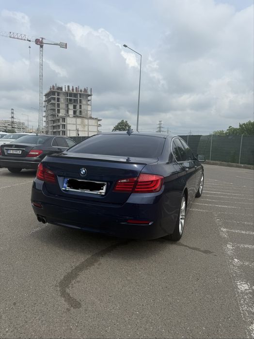 BMW 5 Series 2011 — imagine 4
