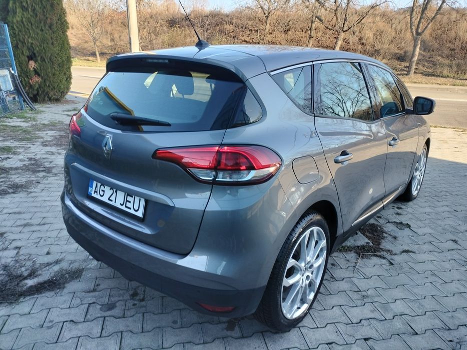 RENAULT Scenic 2018 — imagine 5