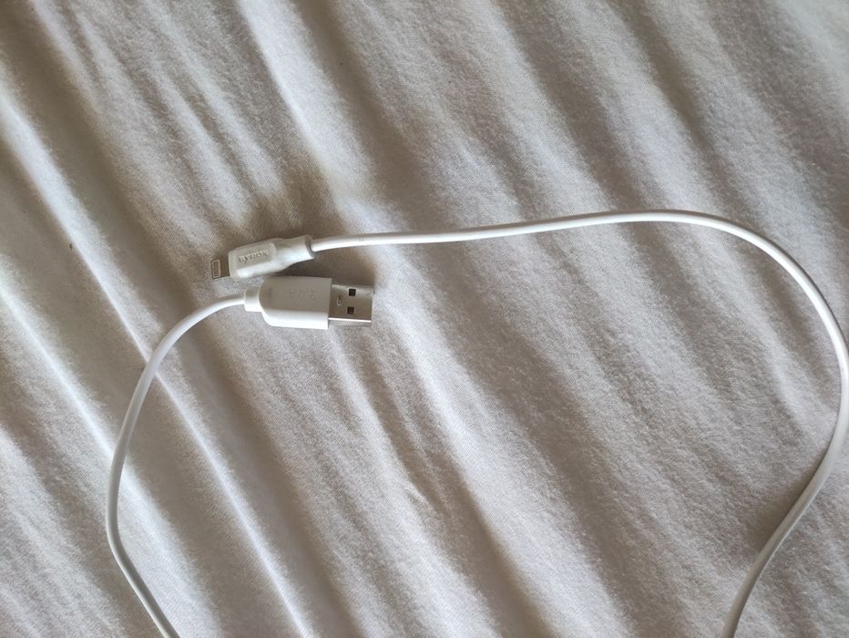 Кабел захранващ за Iphone
