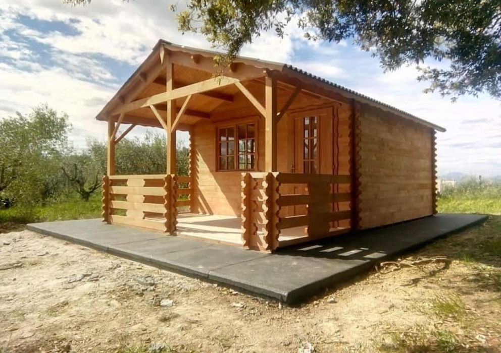 Executam căsuțe ,case , foisoare și terase din lemn uscat , tratat și