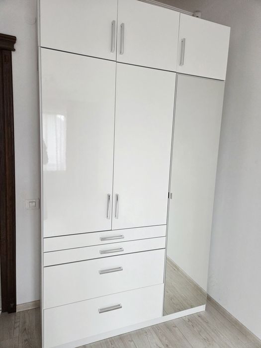 Dulap 3 usi batante, Mobexpert