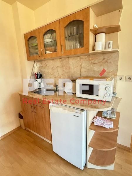 Продава се Едностаен апартамент в к.к. Слънчев бряг - 51 кв.м за 1102 €/кв.м - Снимка #2