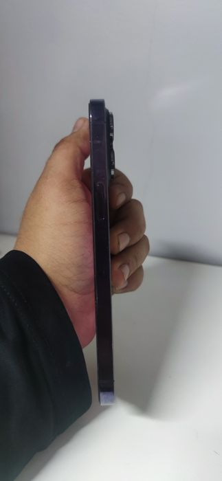 14 про макс идеалном состаяние