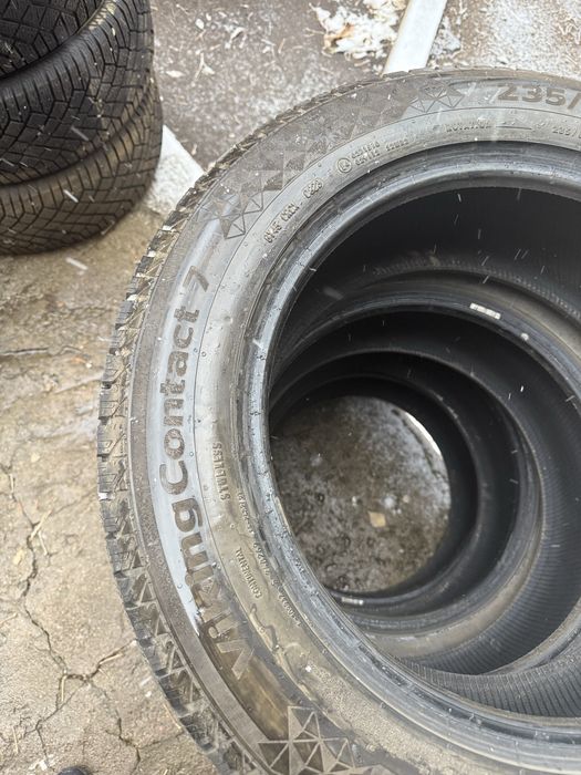 Продам Шины 235/60/18