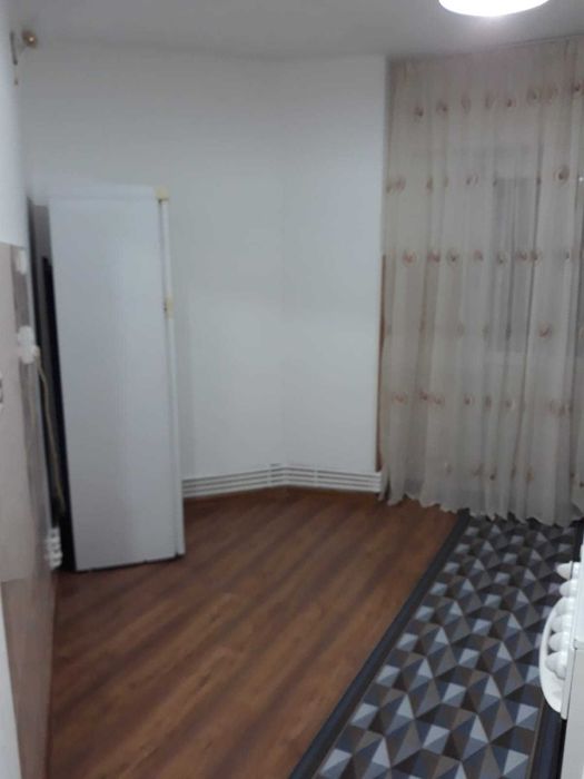 Garsonieră de închiriat