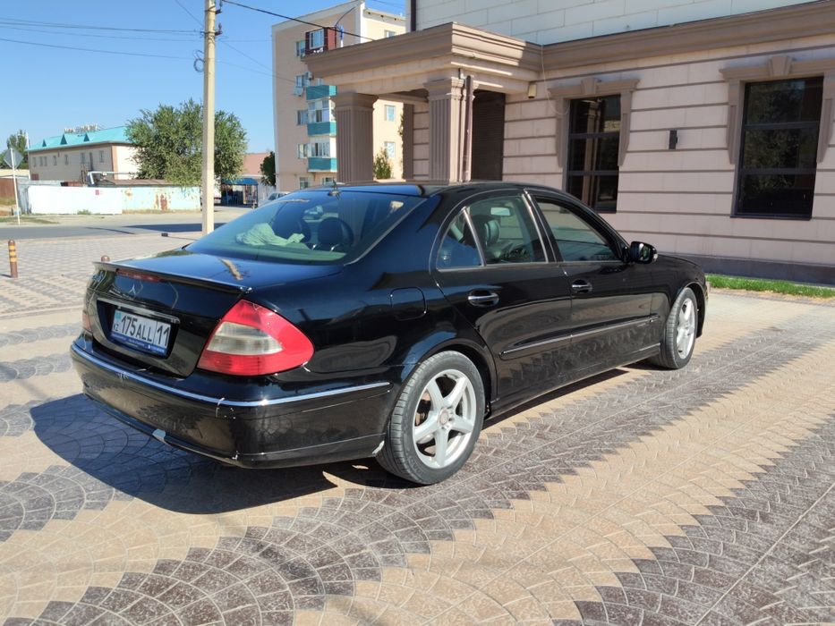 Продам Мерседес Бенс E 270