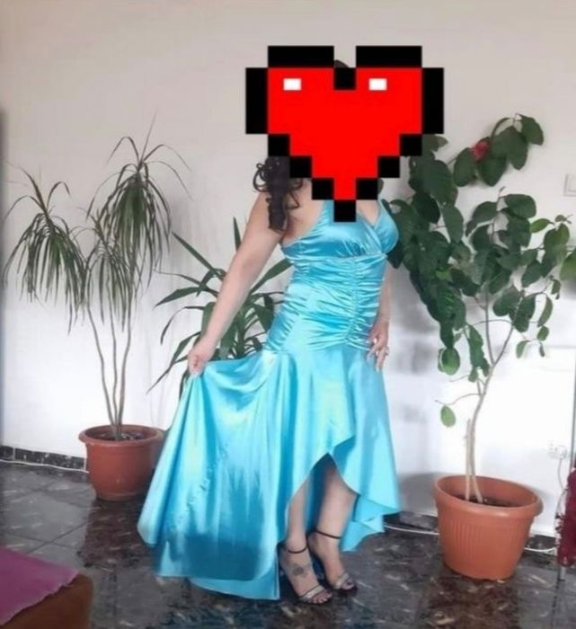 Rochie din saten cu trena