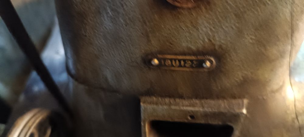 Mașina de  cusut Singer pentru marochinărie