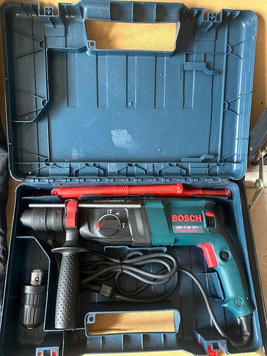 Rotopercutor BOSCH putere 1000w
