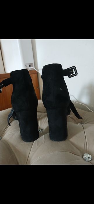 Босоножки женские