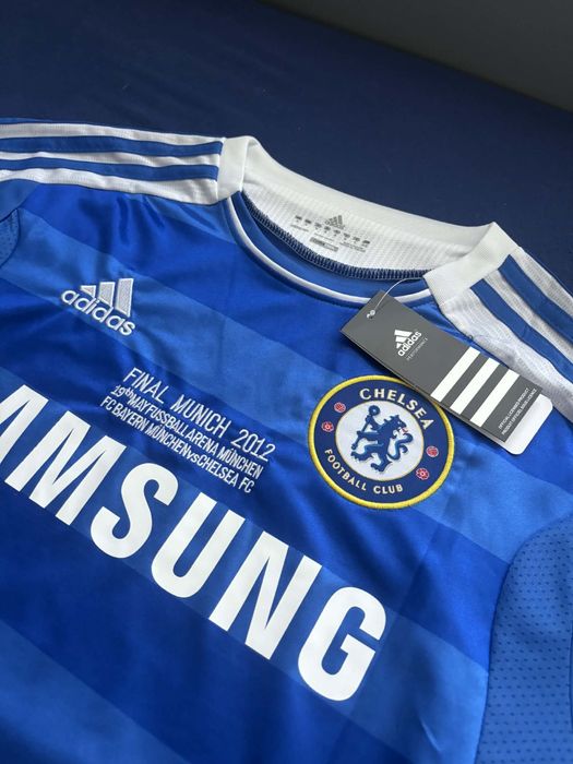 Футболни екипи на Челси - сезон 2011/12 и 2025/26