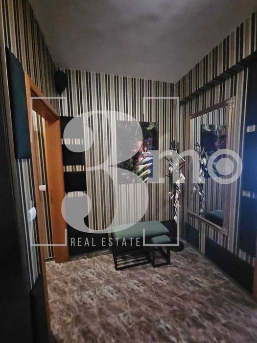 Дава се под наем Тристаен апартамент в София, Дружба 2 - 140 кв.м за 990 € - Снимка #2