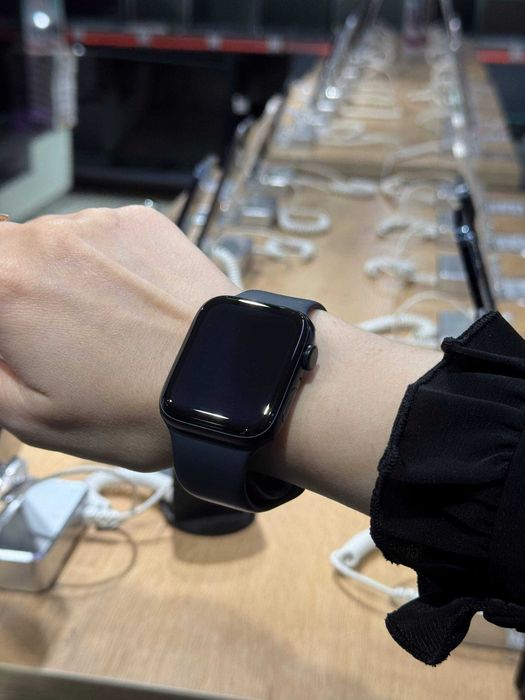 Часы Apple Watch SE 2 44mm/ Эпл вотч СЕ 2 44