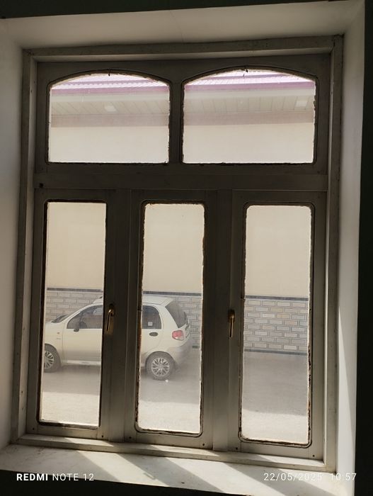 Eshik va romlar sotiladi