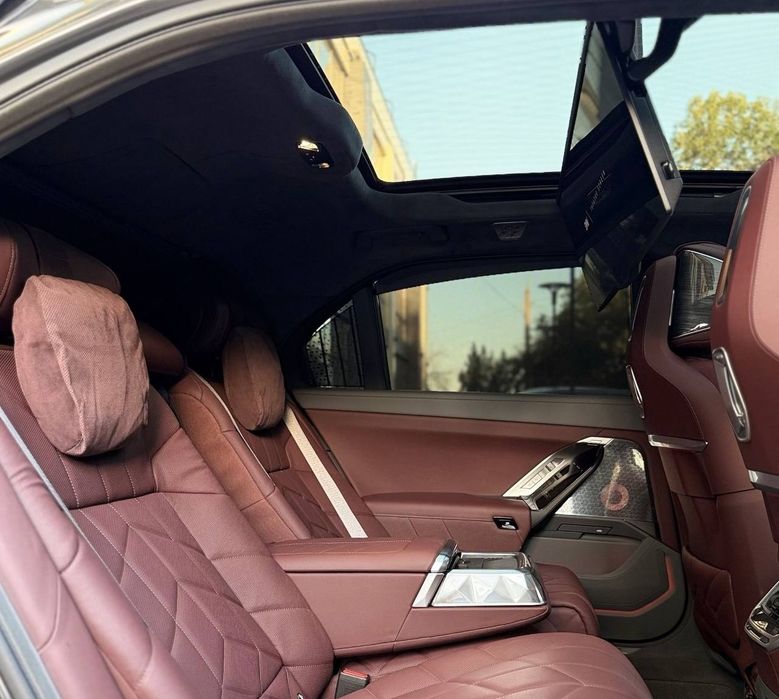 Bmw 760i продается