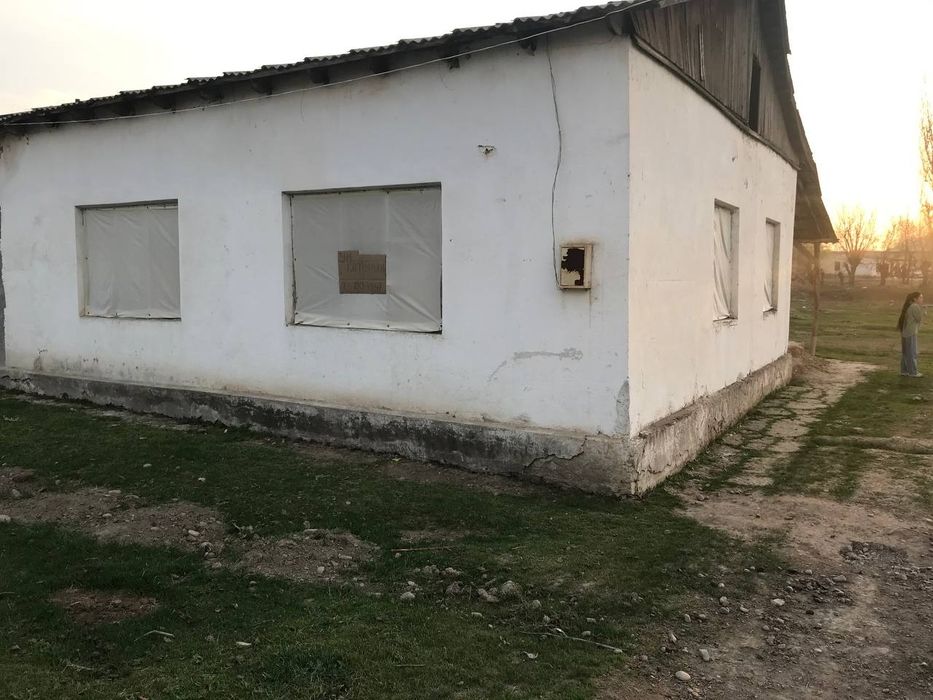 Срочна уй сотилади!!