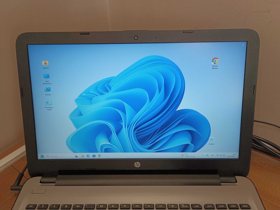 Лаптоп HP 250 G5  i5-7200U  8GB RAM  256GB SSD  нова батерия 15,6