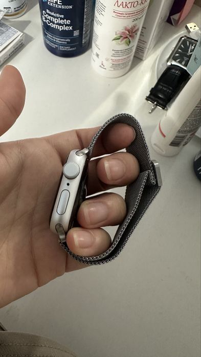 Продаю Apple Watch Se 40mm
