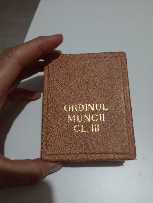 INSIGNE militare si nu numai