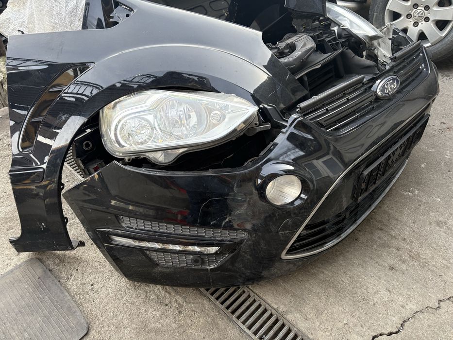 Fata complecta Ford S Max facelift