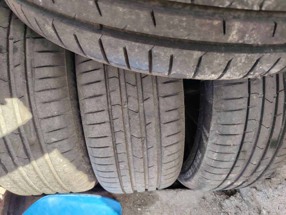 Продавам Гуми 225/50 R17 летни.