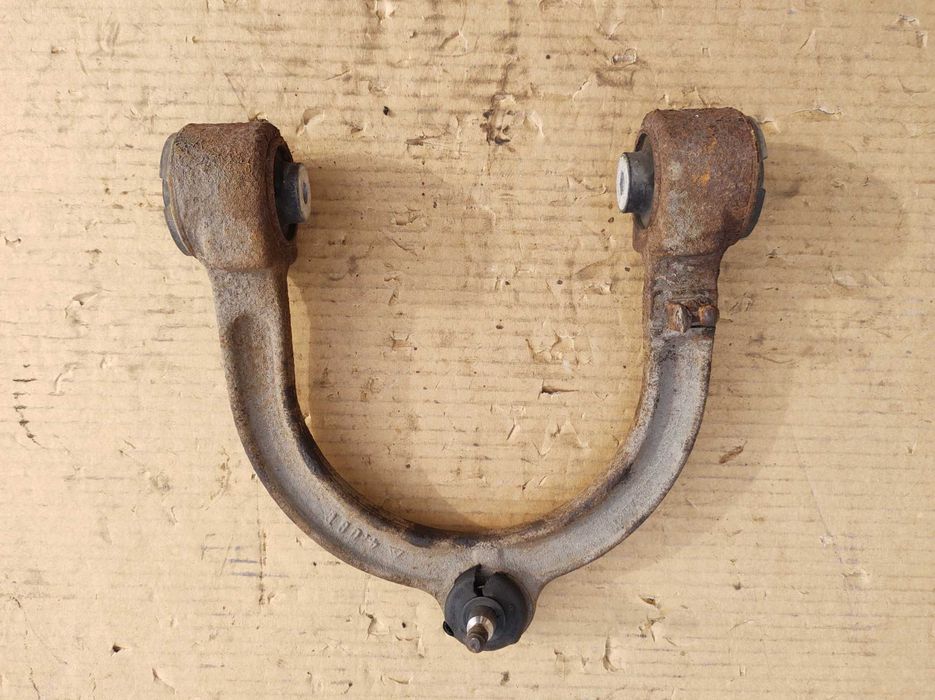 Преден Горен Ляв Носач Mercedes E class W211 4Matic Tmodel 2008 320CDI