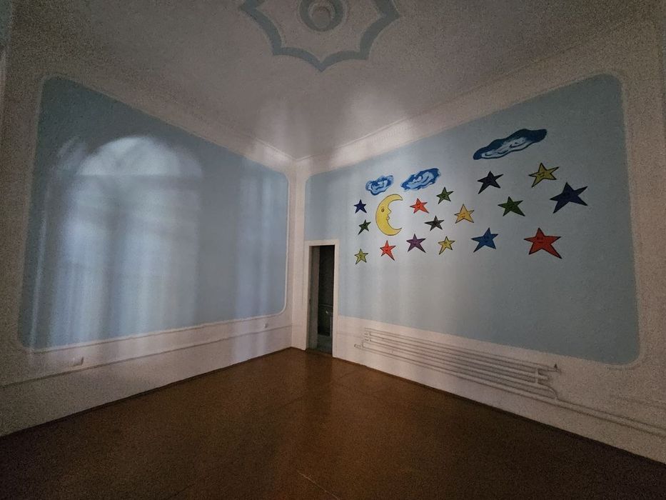 Ховли сотилади 4.3 сотих 5 хона Некрасова йул устида бизнес ун кулай