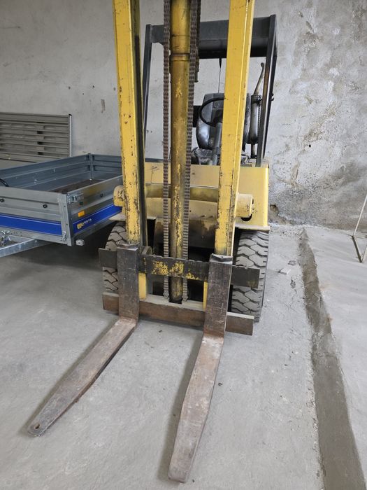 Продавам мотокар работещ