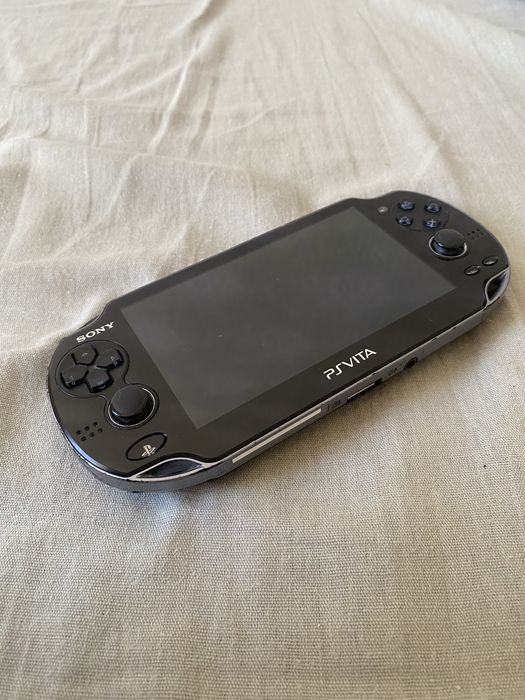Ps vita в отличном состоянии