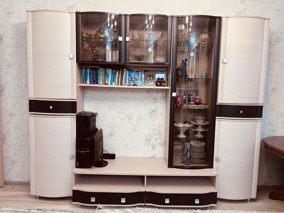 Срочно продам стенку