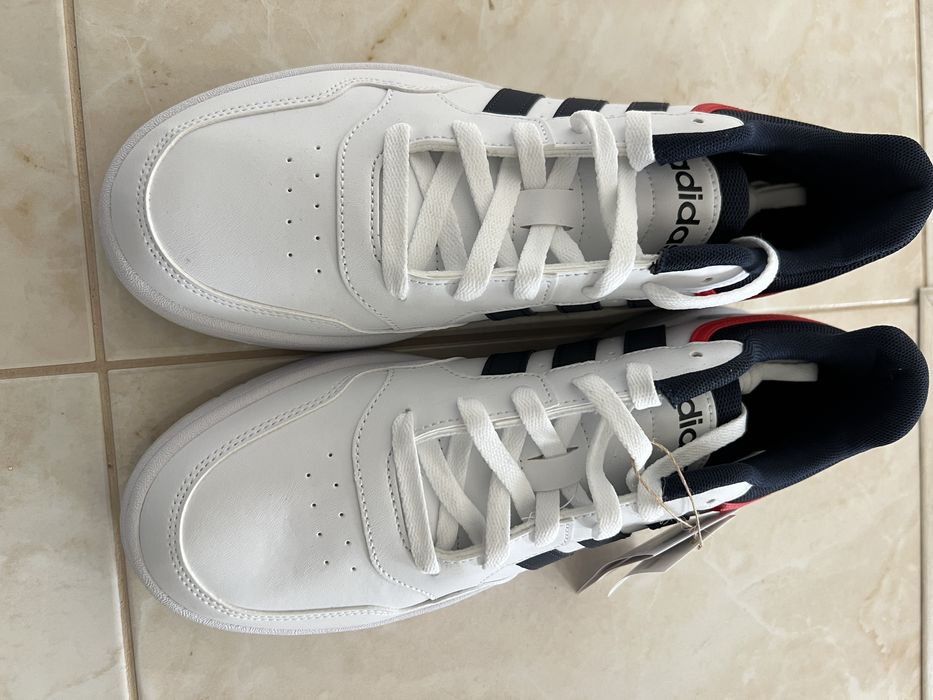 Adidas мъжки обувки нови