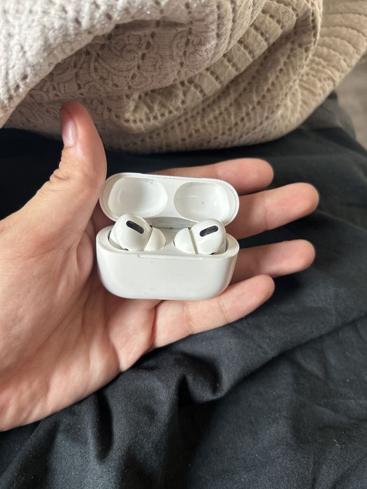 Airpods pro продам