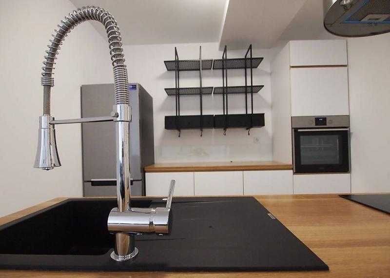 Отличен тристаен апартамент в центъра!