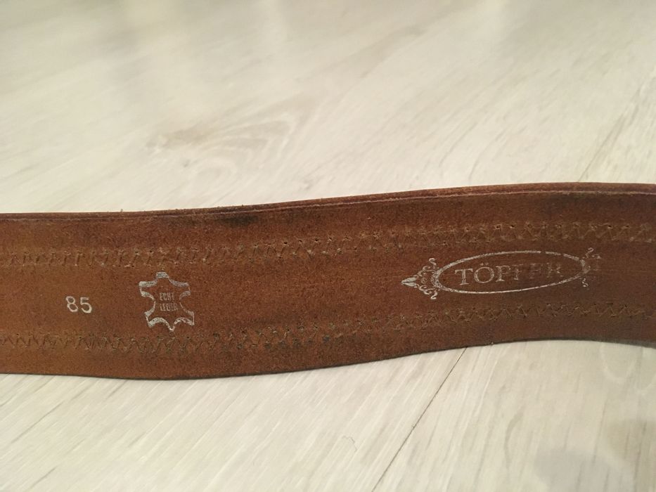 Vind curea Topfer din piele. Made in Italia.85 cm .Stare impecabila