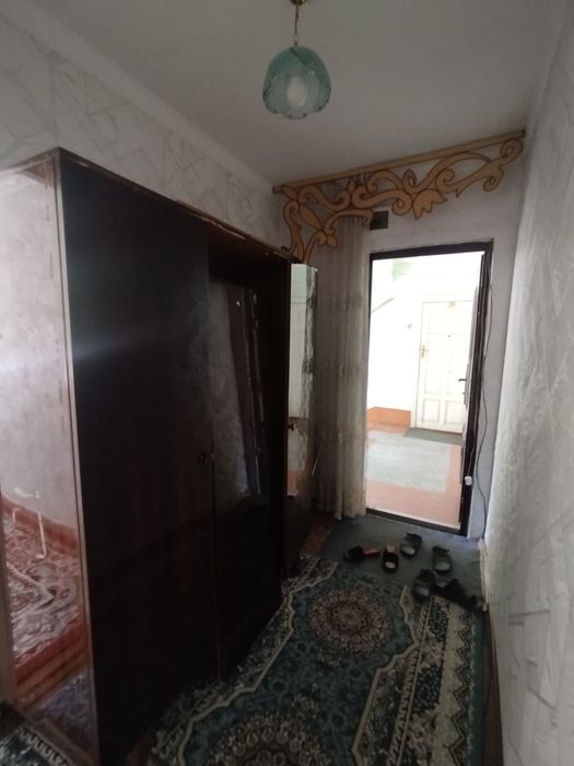 Ijaraga kvartira beriladi sagdiyana 2 xona 3 etaj