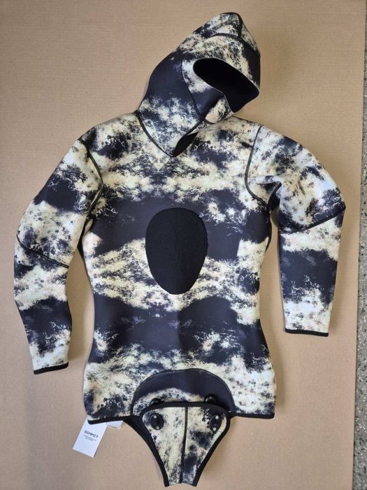 Неопренов костюм