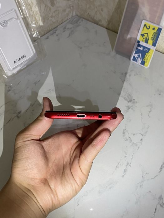 Продам oppo a5s в отличном состояний