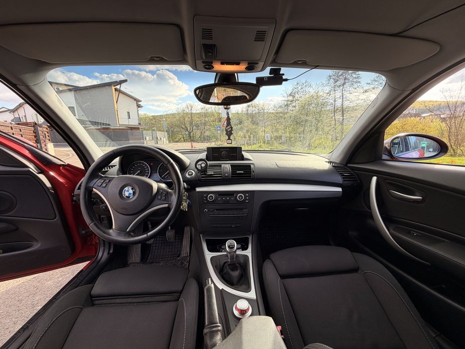 BMW 1 Series 2008 — imagine 5