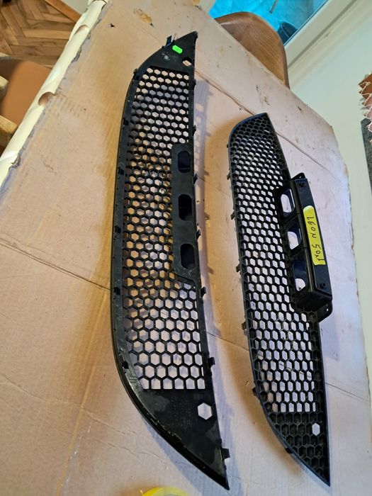 Централна  решетка броня  Seat Leon 2004 /2010г