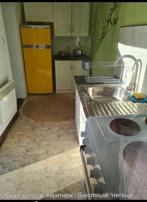 Дава се под наем Хотел в с. Владимир, Област Перник - 180 кв.м за 10200 € - Снимка #10