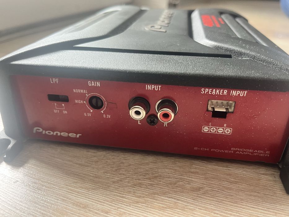 Усилвател pioneer gm-a3602 и туба pioneer ts-wx305T