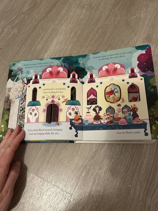 Usborne Frumoasa si bestia