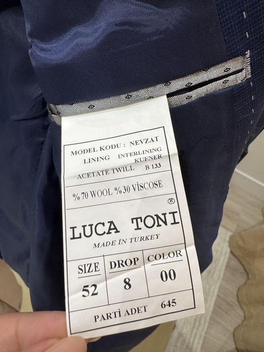 Продается брючный костюм