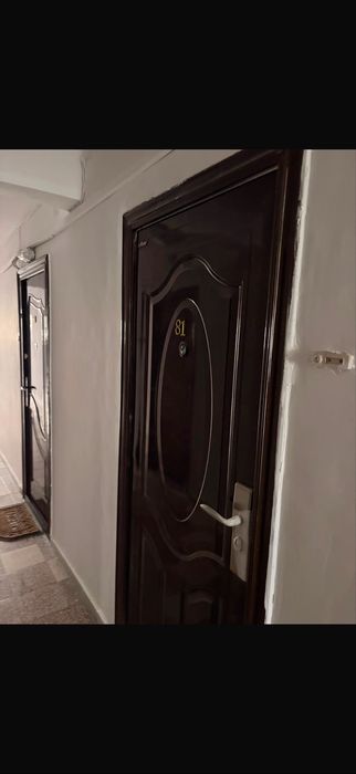Ofer spre inchiriere garsoniera in Drumul Taberei Bucuresti
