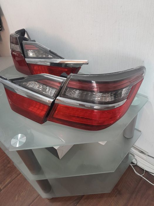 Продам фонари на CAMRY 55