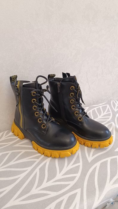 Сапоги демисезонные для девочки 37 размер