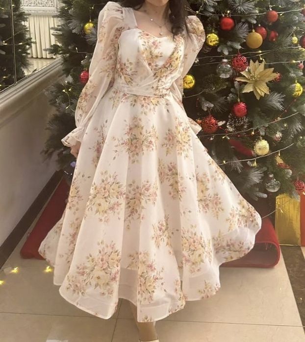 Платье на продажу, новая