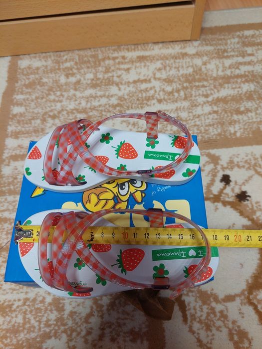 Сандали 28 номер
